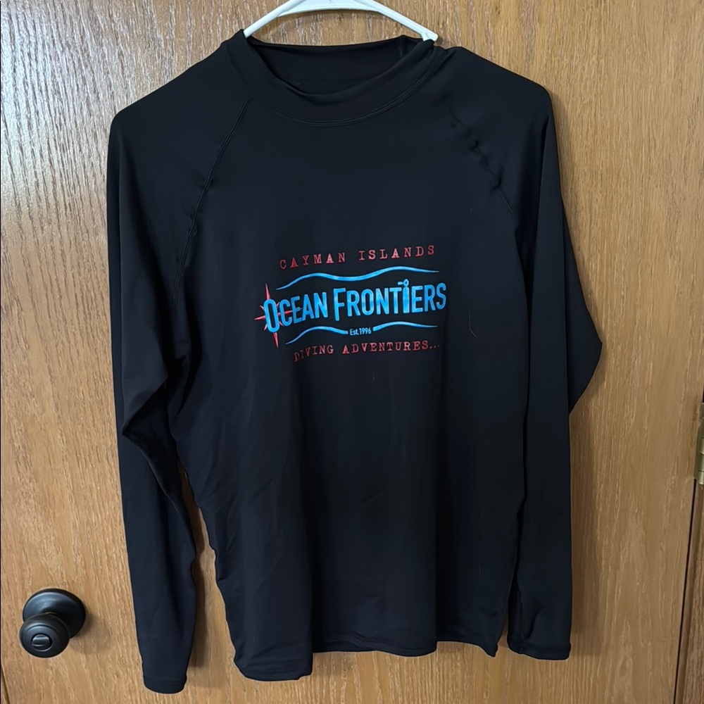 Black Ocean Frontiers Long Sleeve Swim Shirt